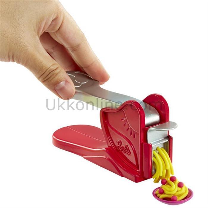 Mattel DMC36 Barbie Ben Büyüyünce Makarna Şefi