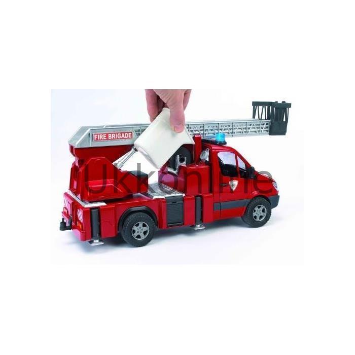 Bruder Mercedes Benz 02532 Sprinter Merdiven