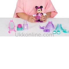 182011 MINNIE FARKLI KIYAFETLER