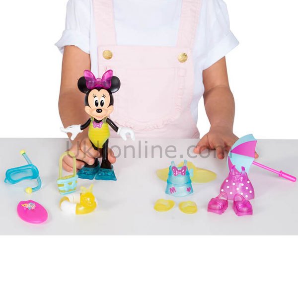 182011 MINNIE FARKLI KIYAFETLER